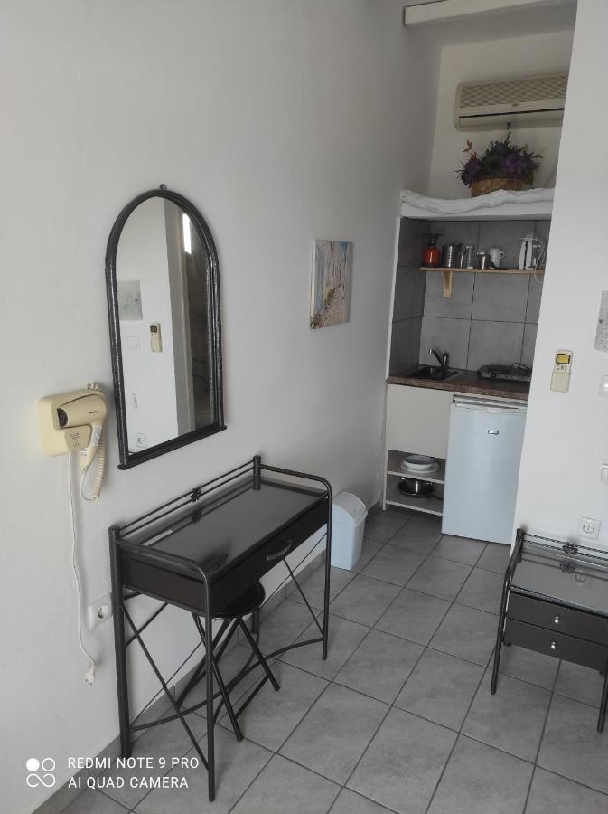 Lucas B Panorama Apartment Alopronia Екстериор снимка