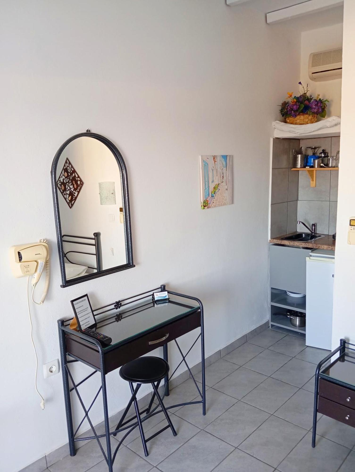 Lucas B Panorama Apartment Alopronia Екстериор снимка