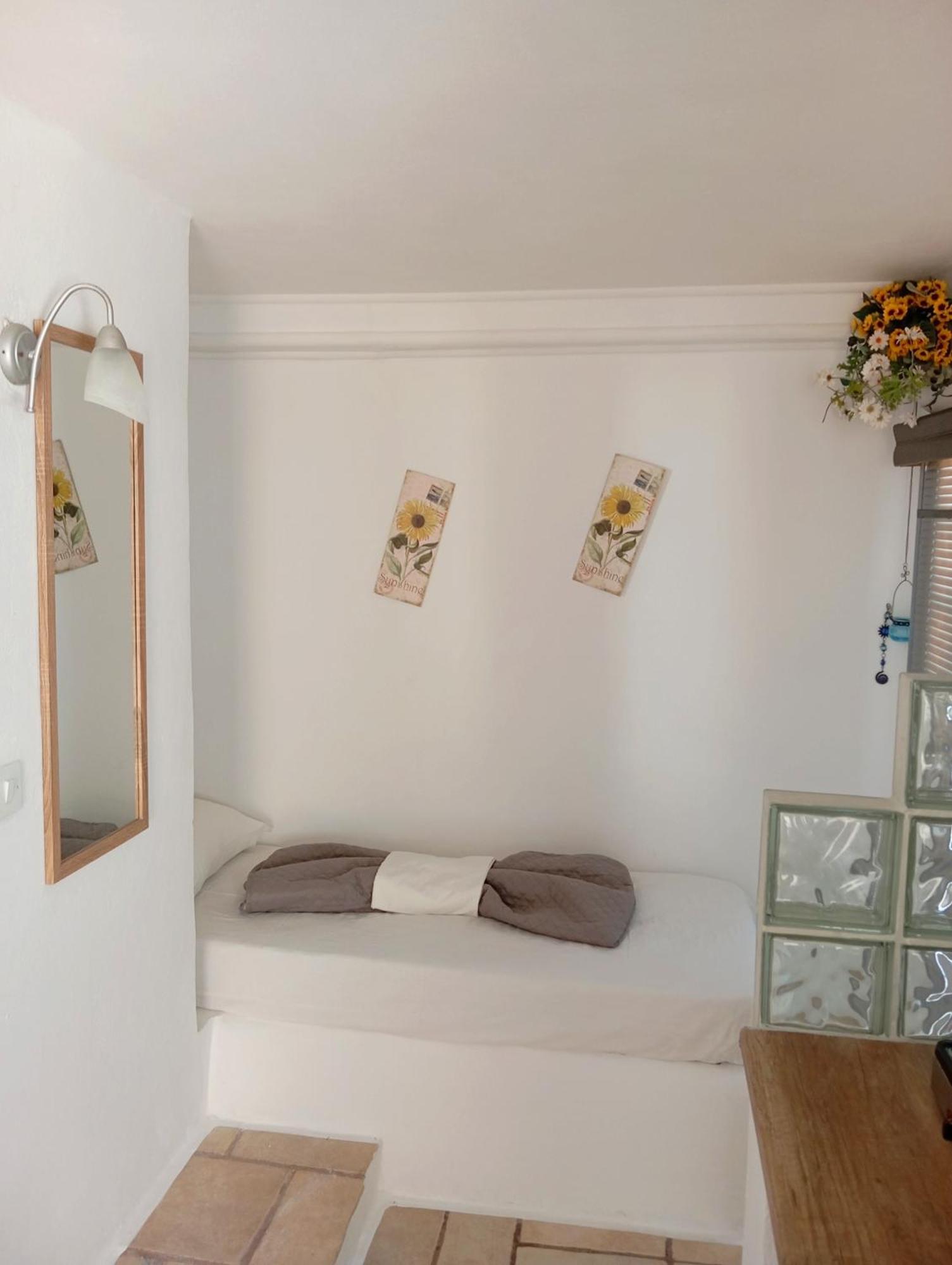 Lucas B Panorama Apartment Alopronia Екстериор снимка