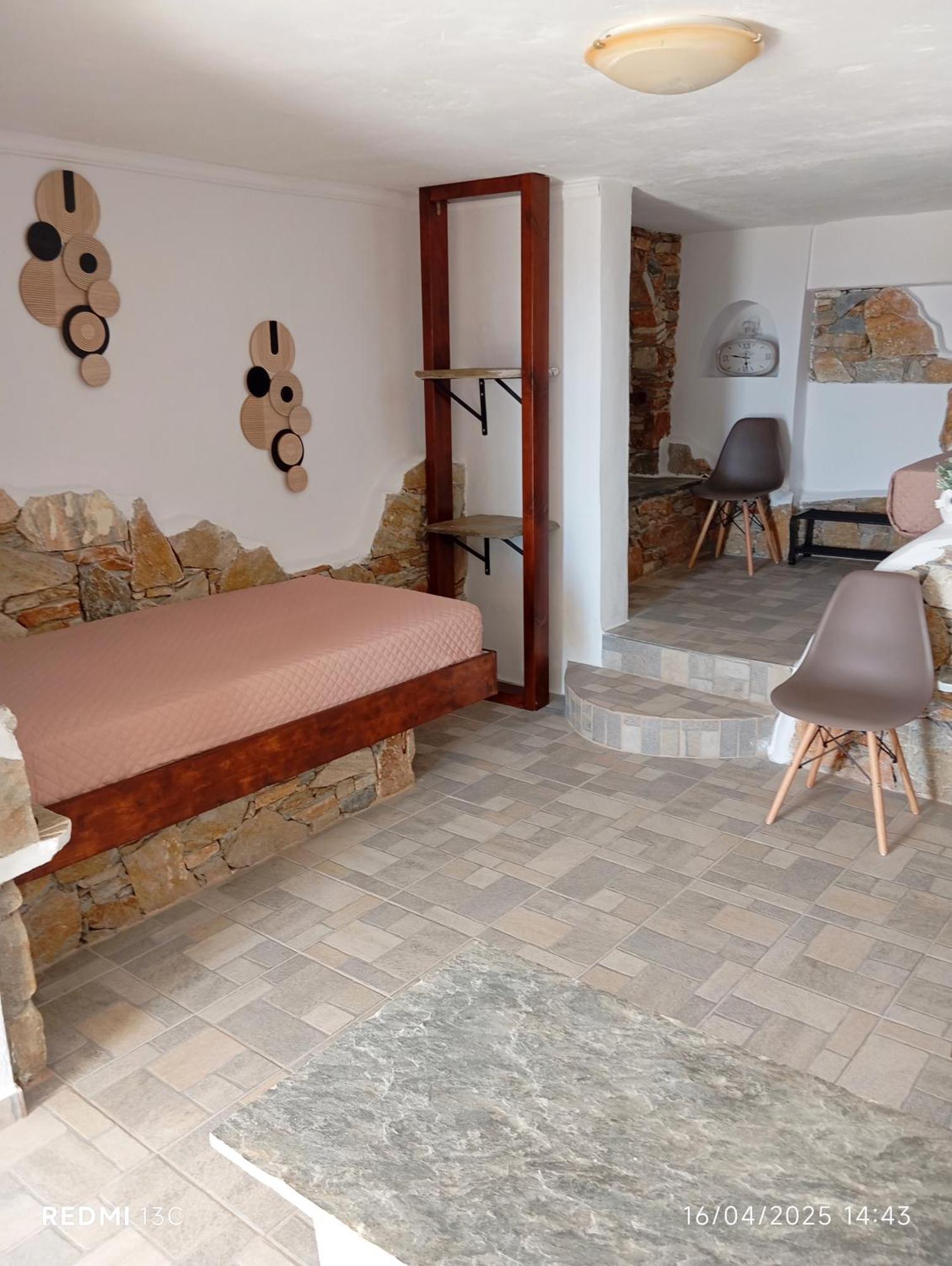 Lucas B Panorama Apartment Alopronia Екстериор снимка